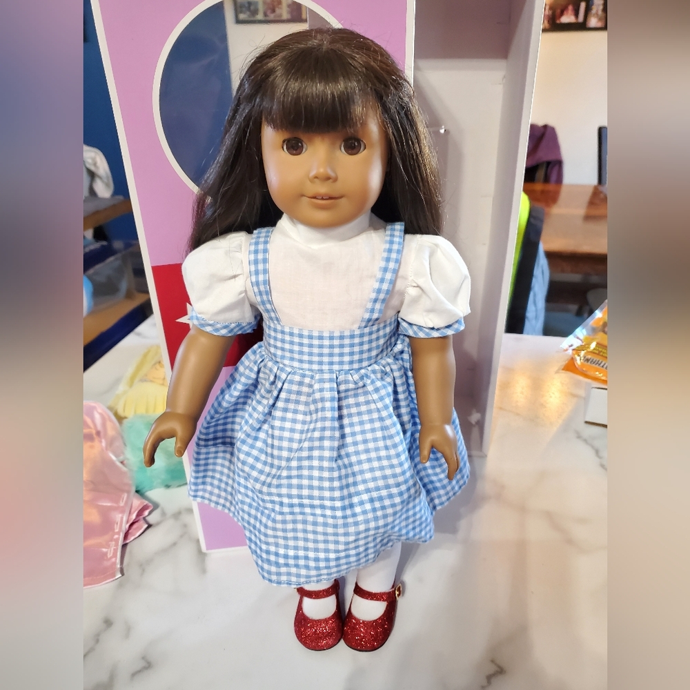 American Girl Doll Brown Hair Brown Eyes 18" and clothing bundle